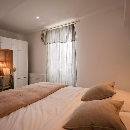 Appartement Coup De Coeur Centre Village Et Plage Climatise 3 Etoiles Terra Cigala Бандол Екстериор снимка